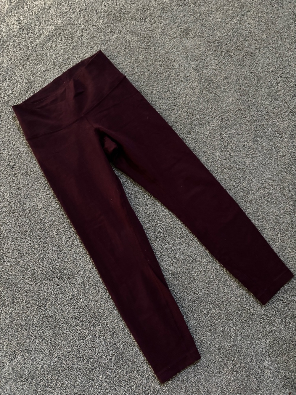 LULULEMON- Plum Leggings